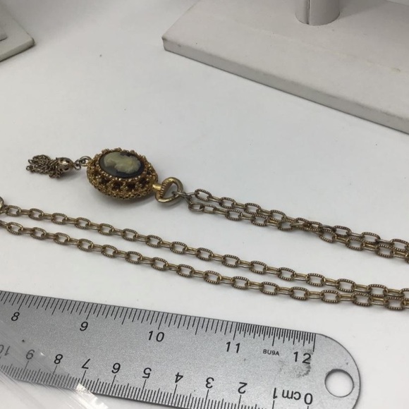 VTG Puff Gold Carved Cameo - Classic Cameo & Floral Tassel Necklace - Picture 11 of 11